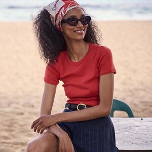 Doen Vivi Tee in Scarlet, Brand New with Tags